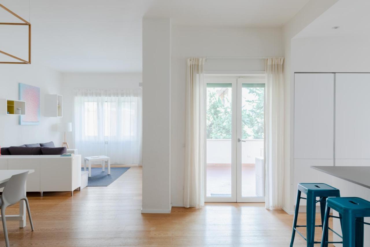 Stupendo Appartamento In Quartiere Residenziale Рим Екстер'єр фото